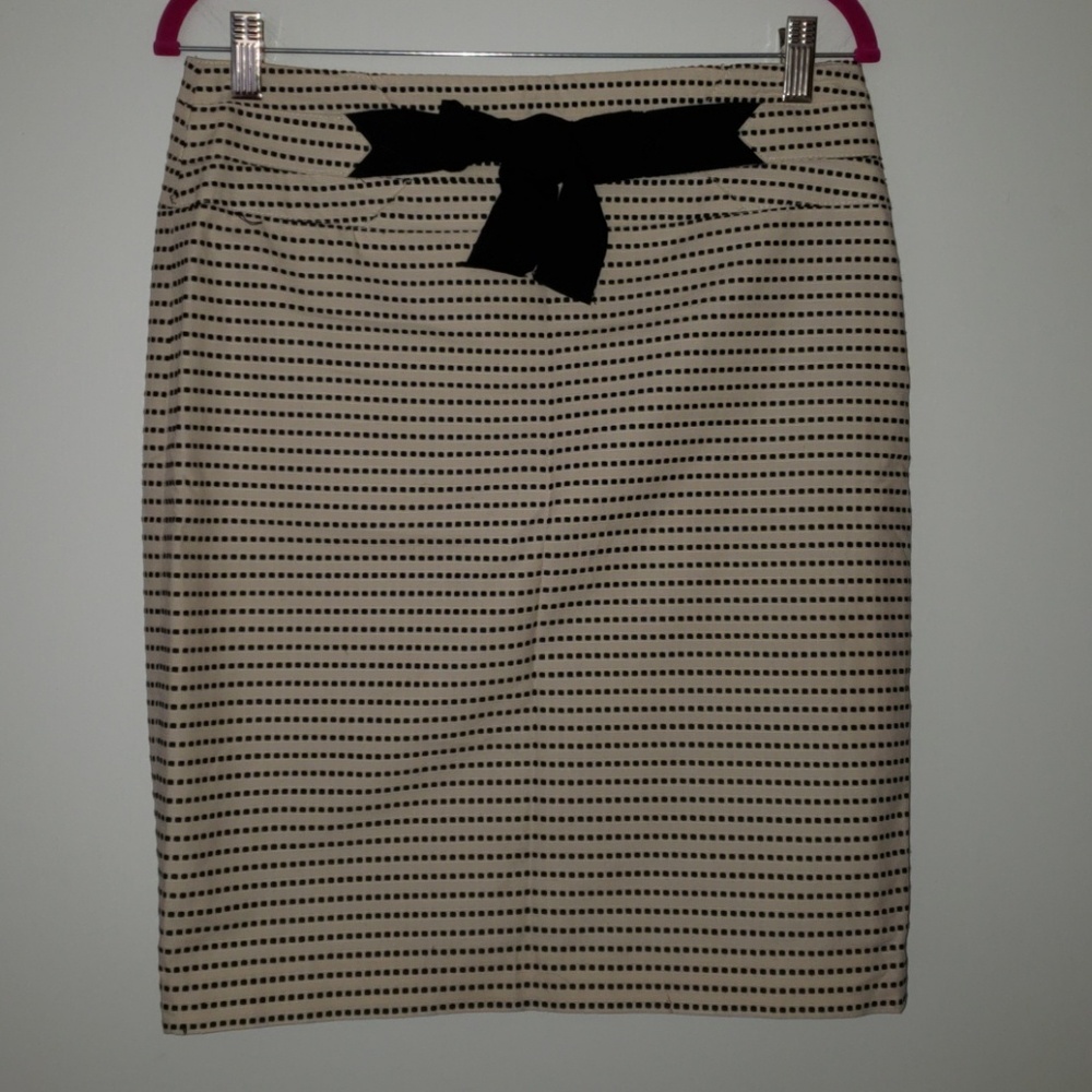 The Limited Pencil Skirt